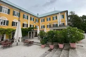 Gwandhaus Salzburg weTours Salzburg Panorama Tours